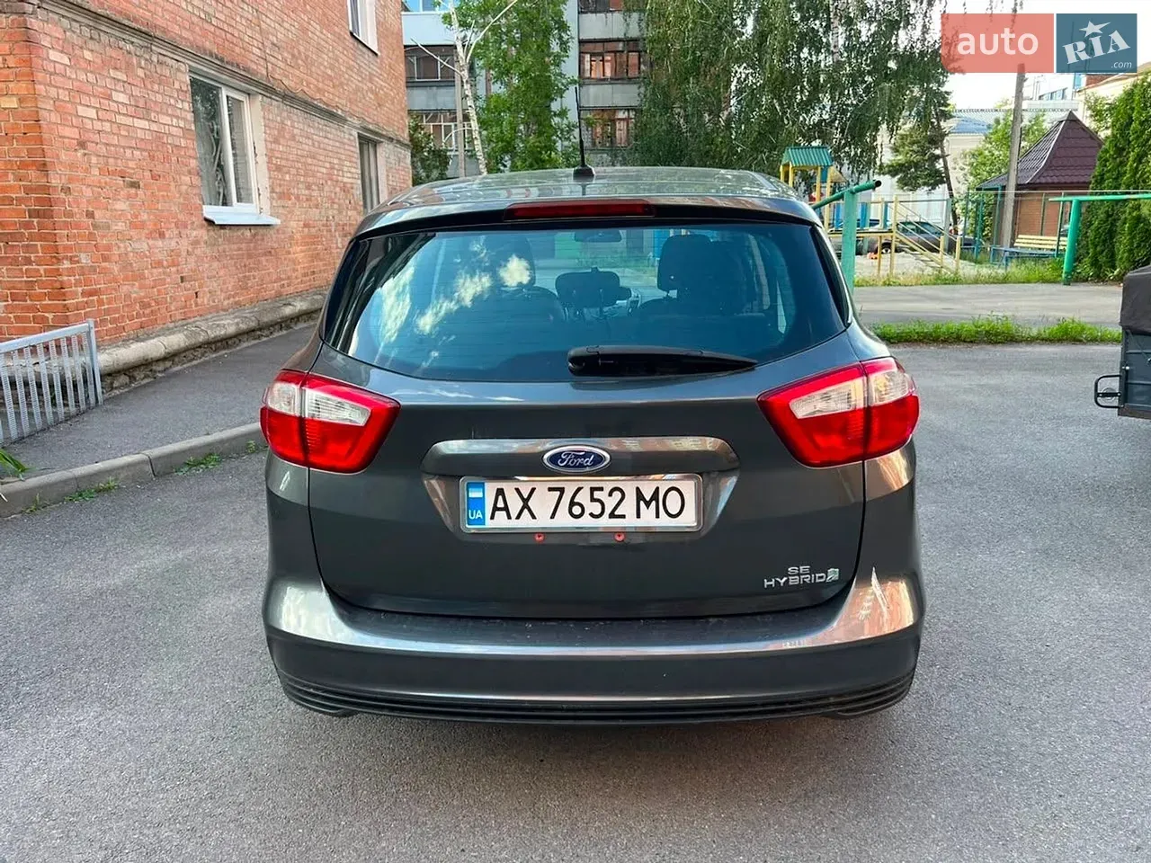 Ford C-Max 2016 photo 2