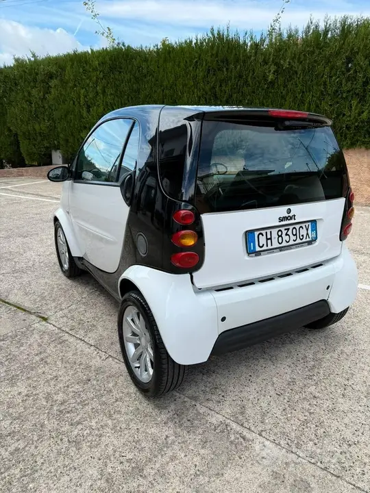 Smart 700 2003 photo 3