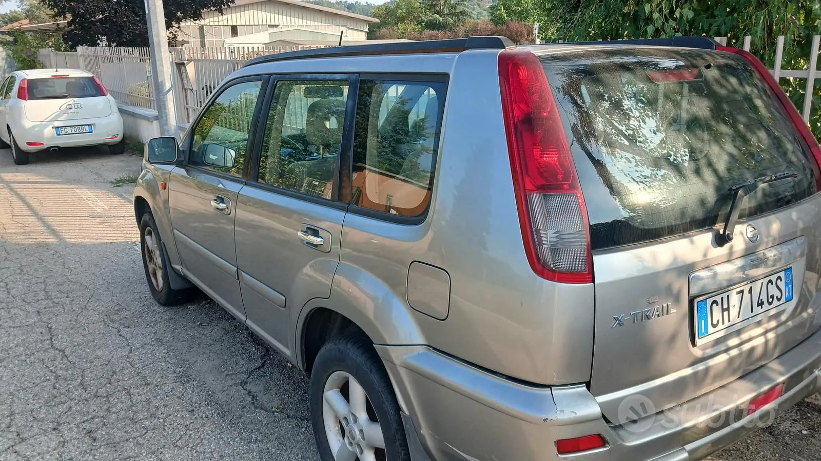 Nissan X-Trail 2003 photo 2