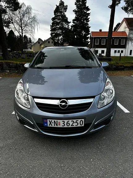 Opel Corsa 2010 photo 2