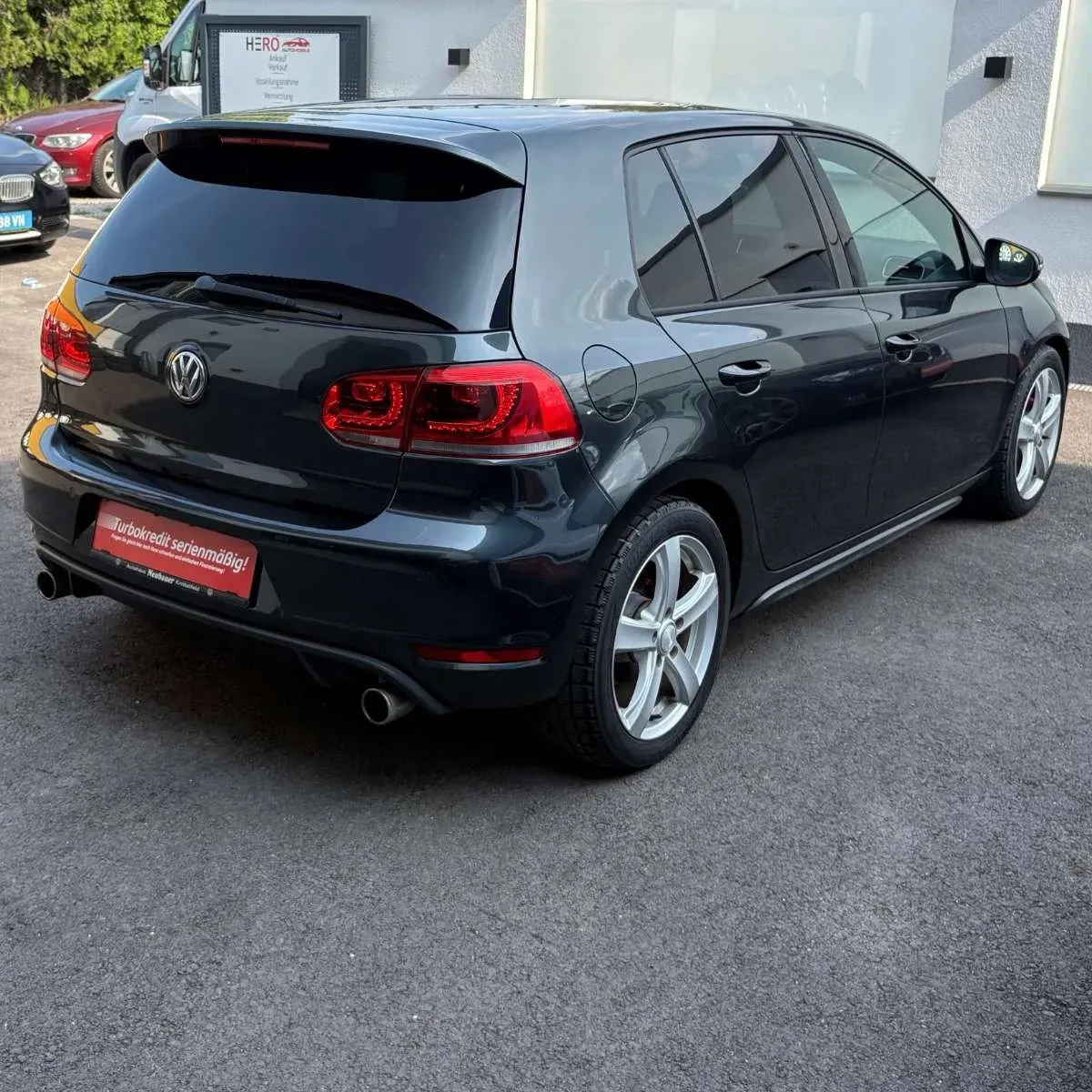 Volkswagen Golf 2012 photo 2