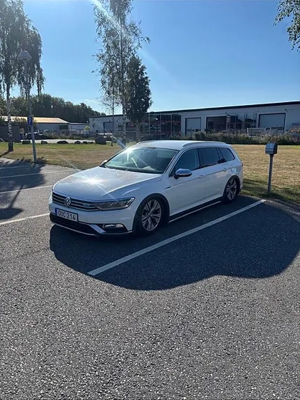 Volkswagen Passat Alltrack 2017 photo 2