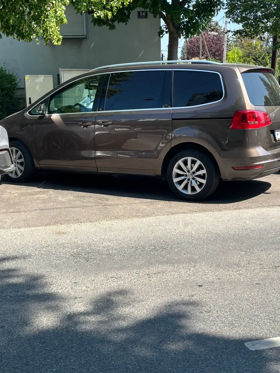 Volkswagen Sharan 2011 photo 3