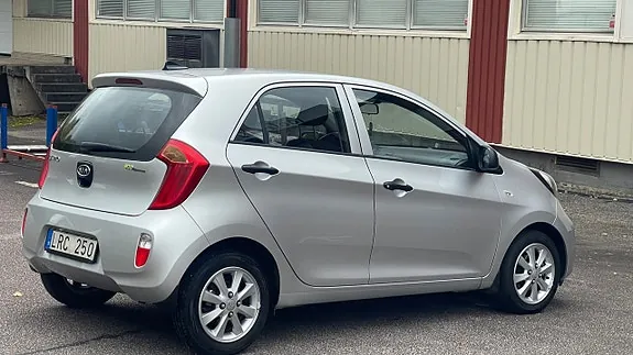 Kia Picanto 2012 photo 4