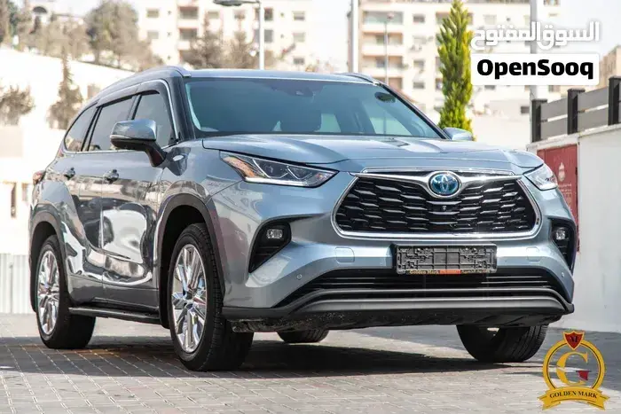 Toyota Highlander 2024 photo 3