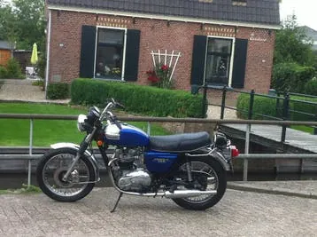 Triumph T140 Bonneville