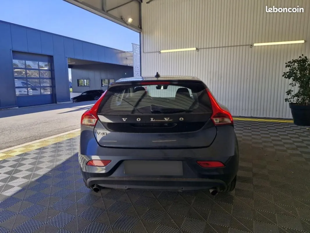 Volvo V40 2016 photo 5
