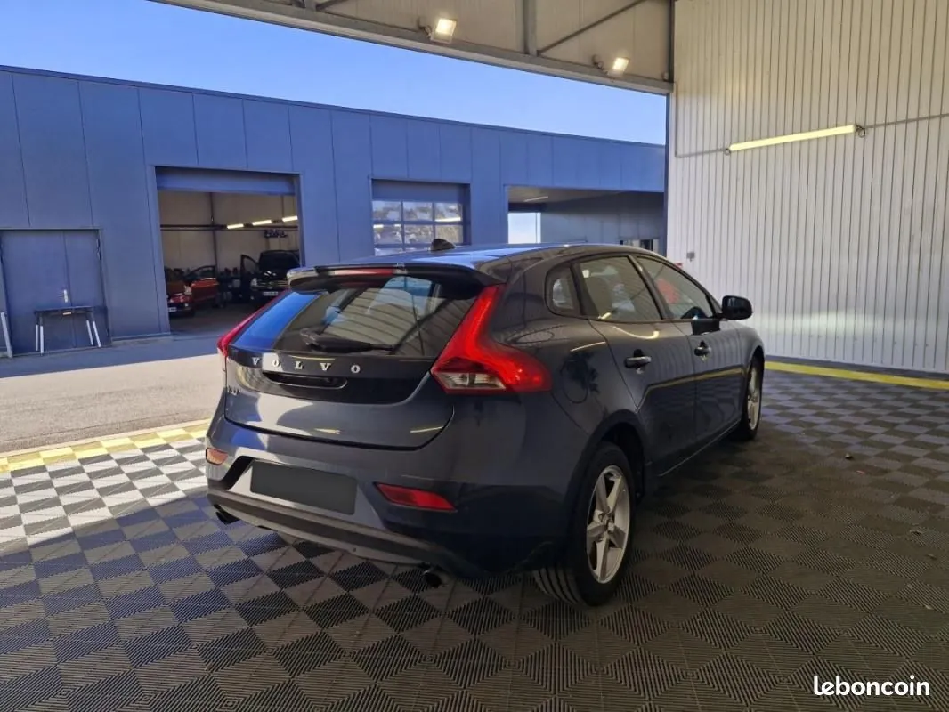 Volvo V40 2016 photo 4