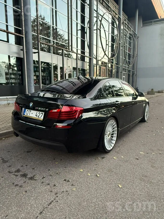 BMW 530 2014 photo 4