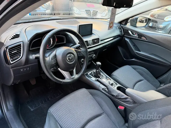 Mazda 3 2016 photo 2