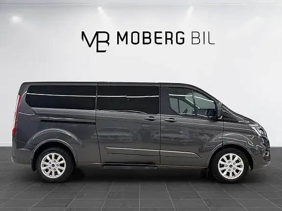 Ford Custom Tourneo 2023 photo 3