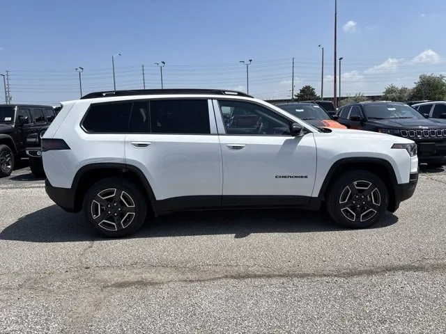 Jeep Cherokee 2026 photo 4