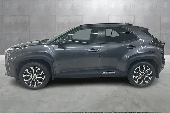 Toyota Yaris Cross 2025 photo 2
