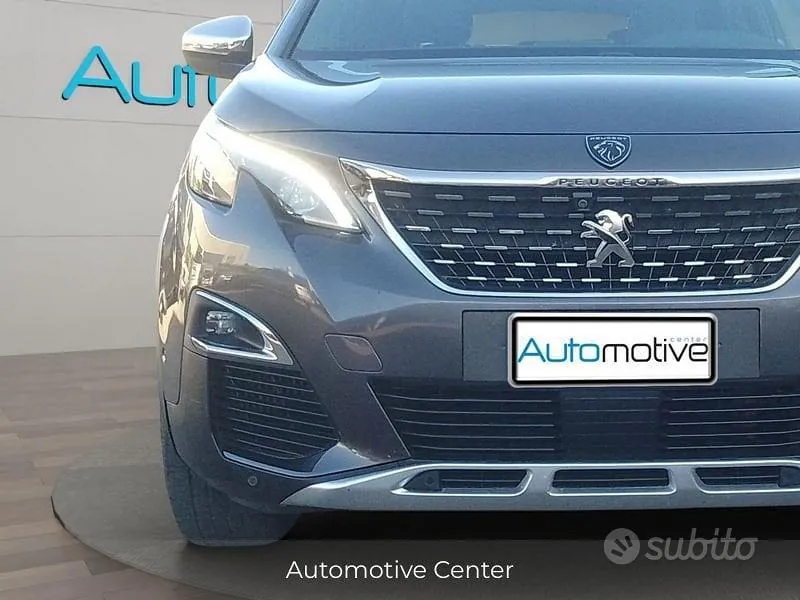 Peugeot 3008 2019 photo 2