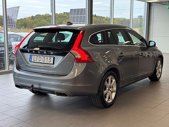 Volvo V60 2016 photo 3