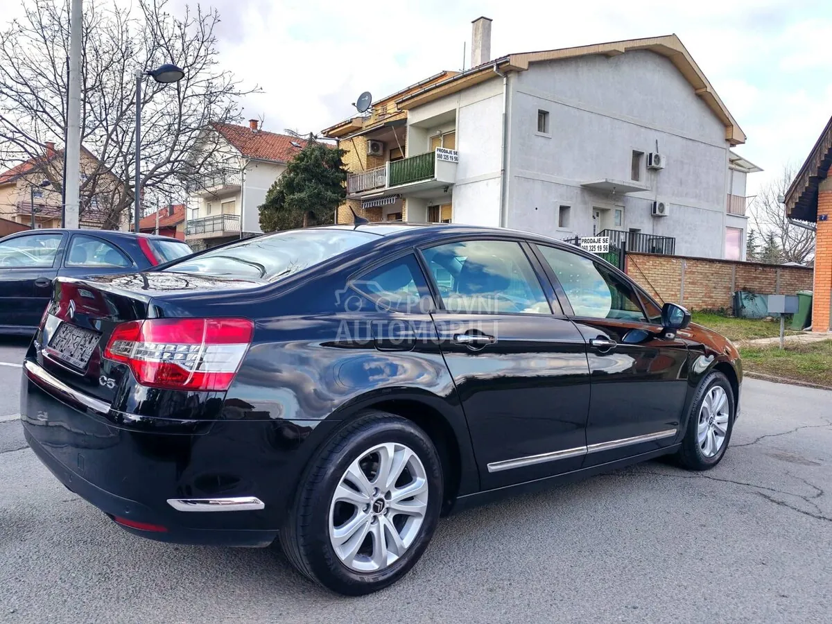 Citroen C5 2012 photo 4