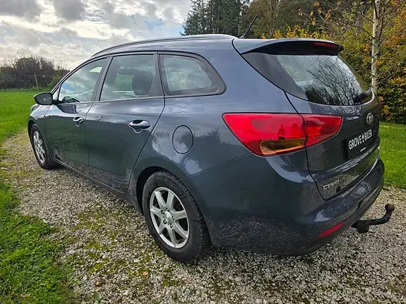 Kia Ceed 2013 photo 5