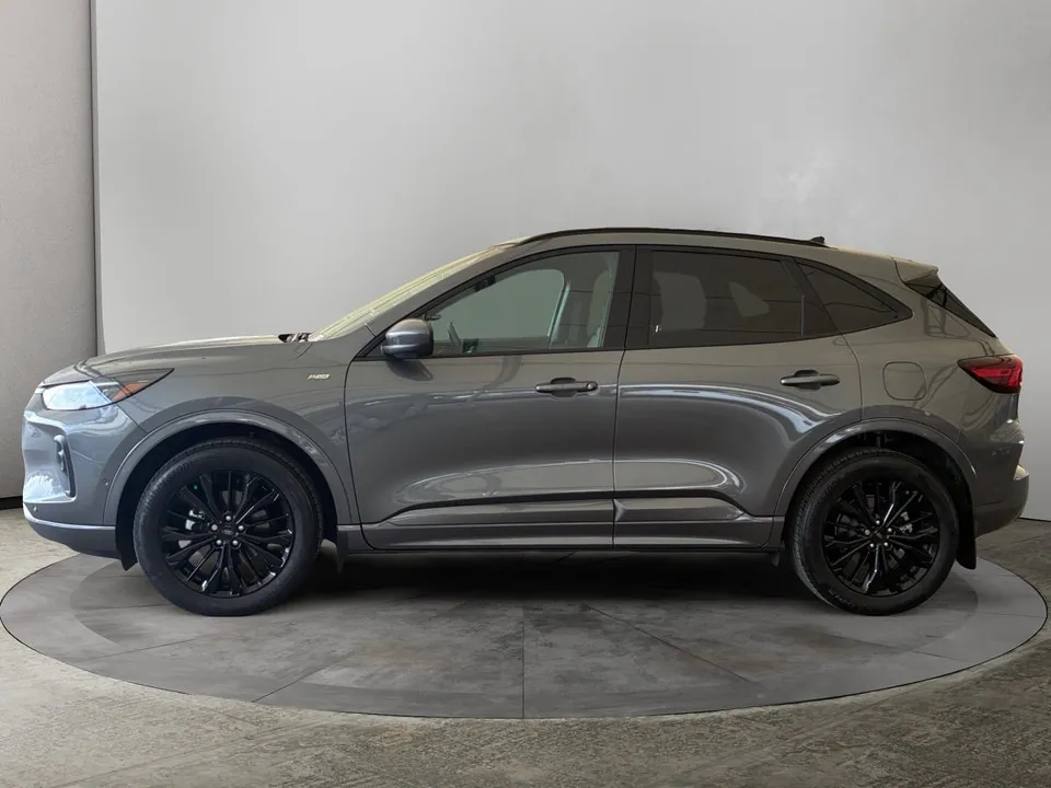 Ford Escape 2024 photo 2