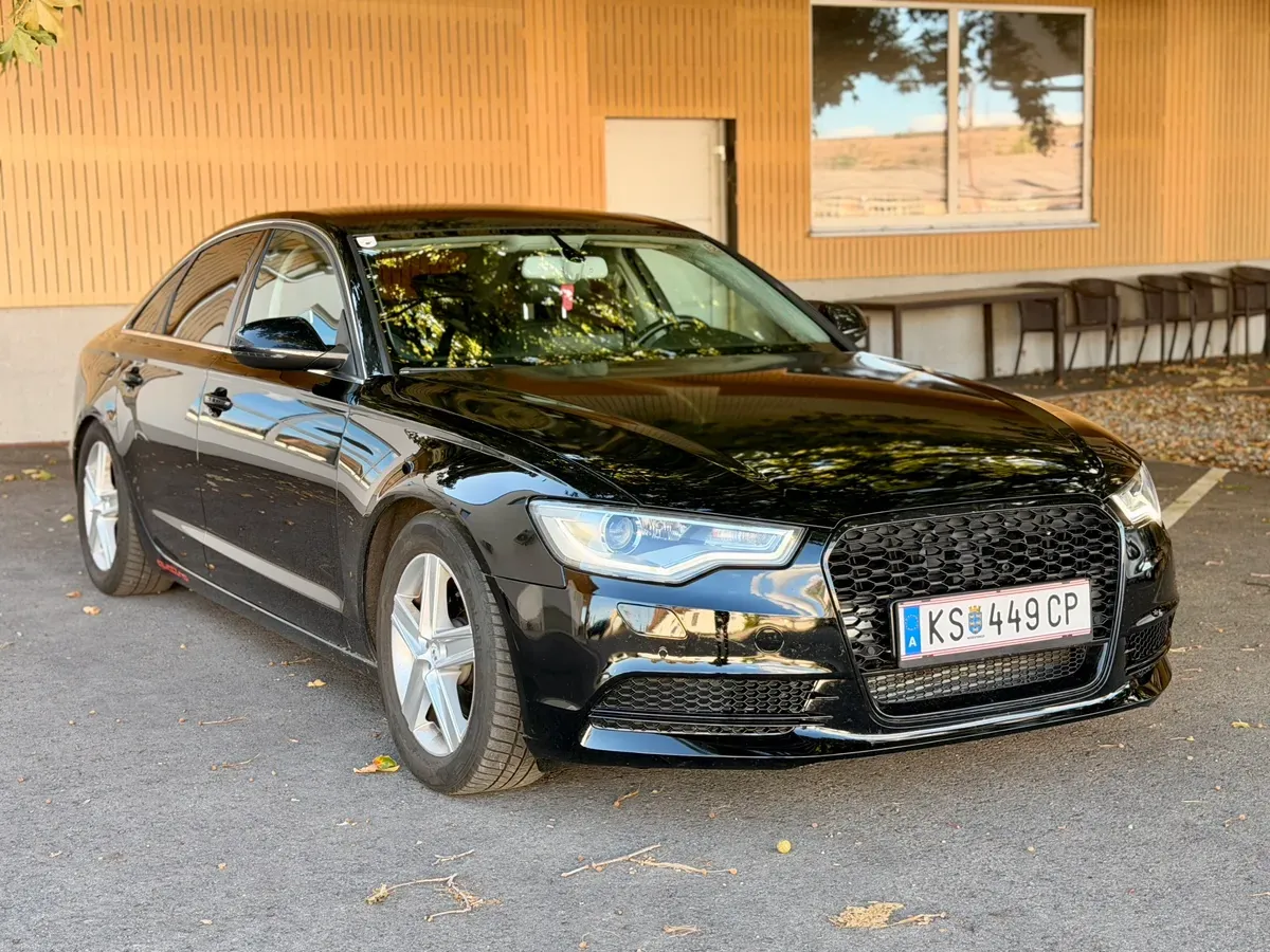 Audi A6 2012 photo 2
