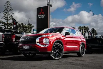 Mitsubishi Outlander 2024 photo 2