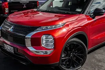 Mitsubishi Outlander 2024 photo 3