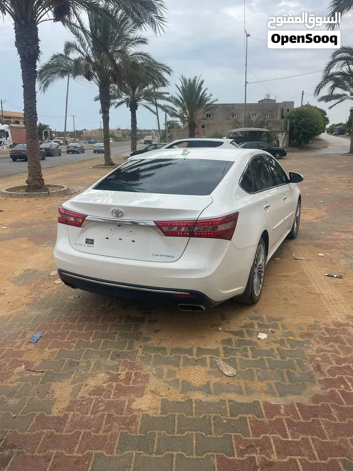 Toyota Avalon 2017 photo 3