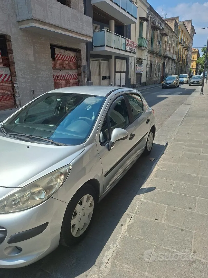 Peugeot 207 2007 photo 3