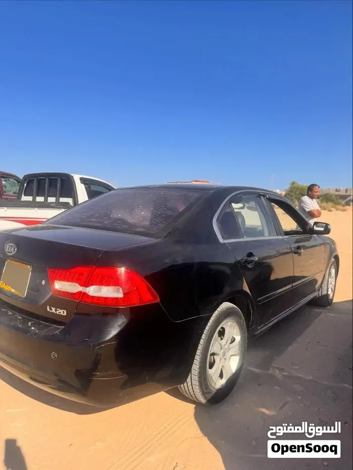 Kia Optima 2010 photo 2