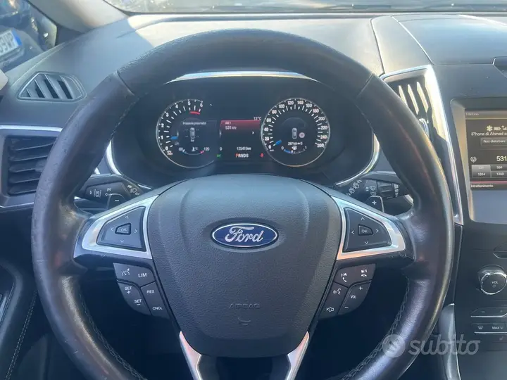 Ford S-Max 2015 photo 5