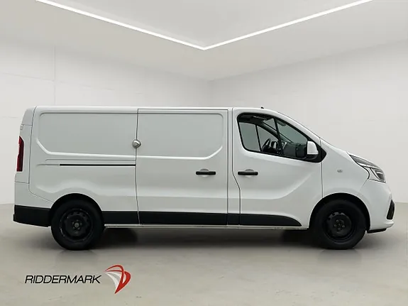 Renault Trafic 2021 photo 2
