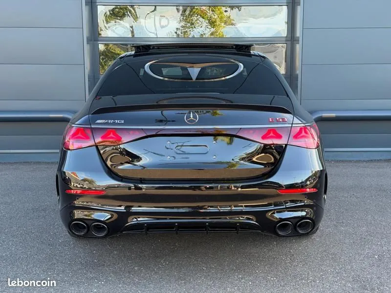 Mercedes-Benz E-Class 2026 photo 4