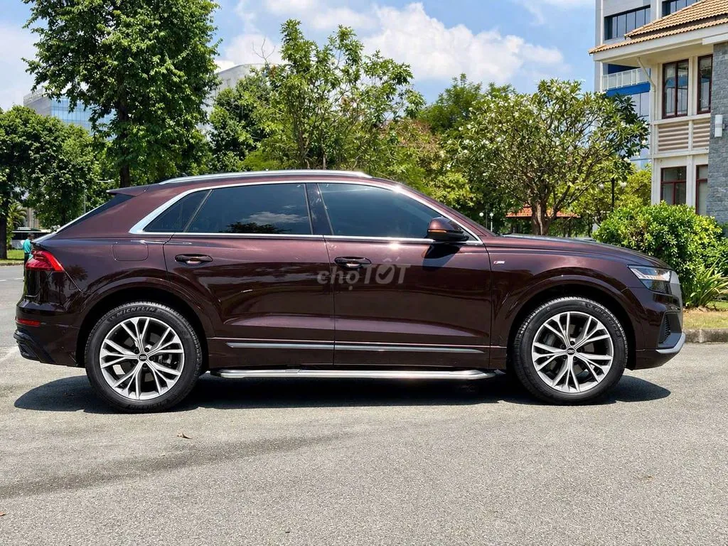 Audi Q8 2021 photo 4