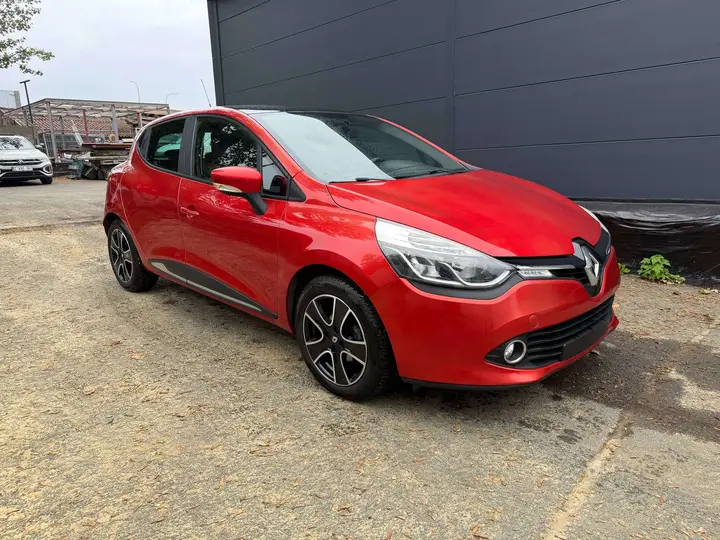 Renault Clio 2015 photo 4