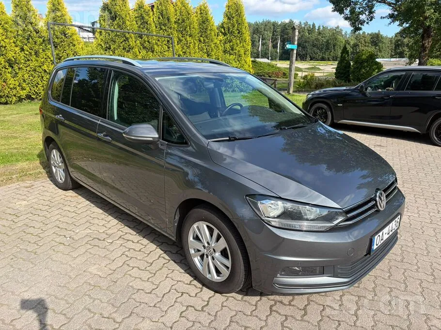 Volkswagen Touran 2019 photo 2