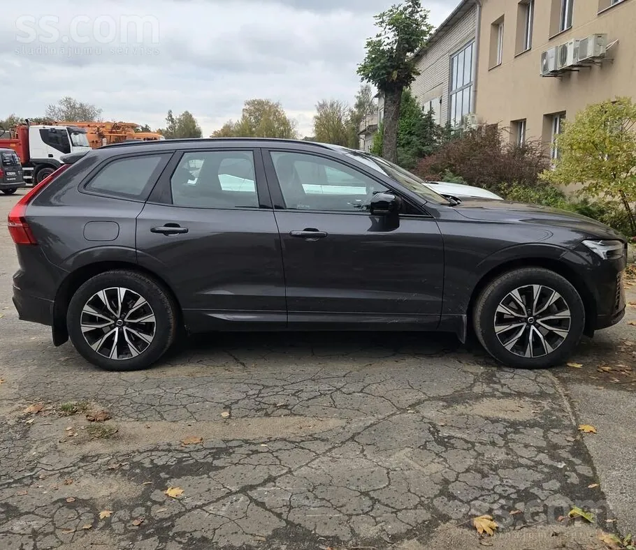 Volvo Xc 60 2023 photo 3