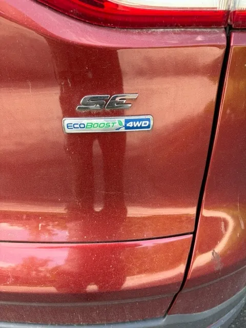 Ford Escape 2014 photo 2