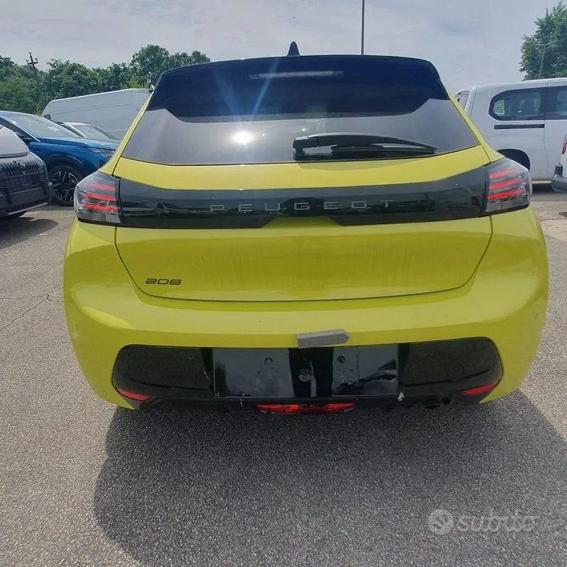Peugeot 208 2026 photo 3