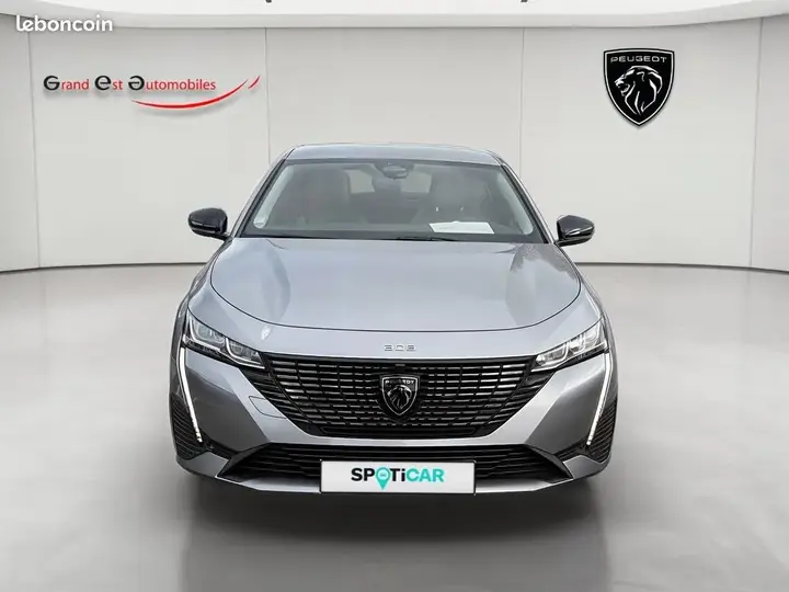 Peugeot 308 2023 photo 2