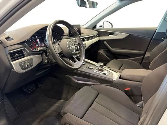 Audi A4 2018 photo 5
