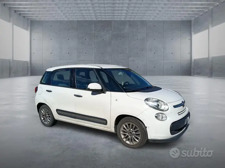 Fiat 500L 2016 photo 3