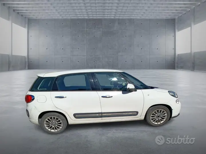 Fiat 500L 2016 photo 4