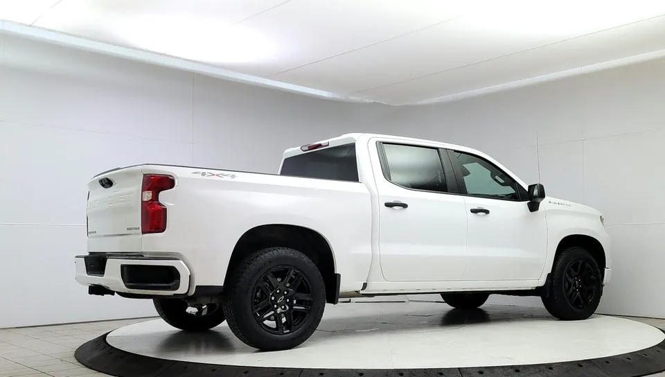 Chevrolet Silverado 1500 2025 photo 4