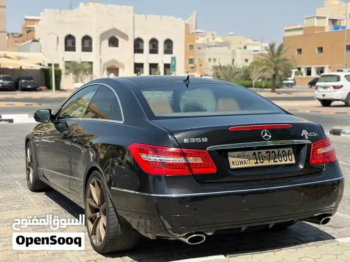 Mercedes-Benz E-Class 2010 photo 4