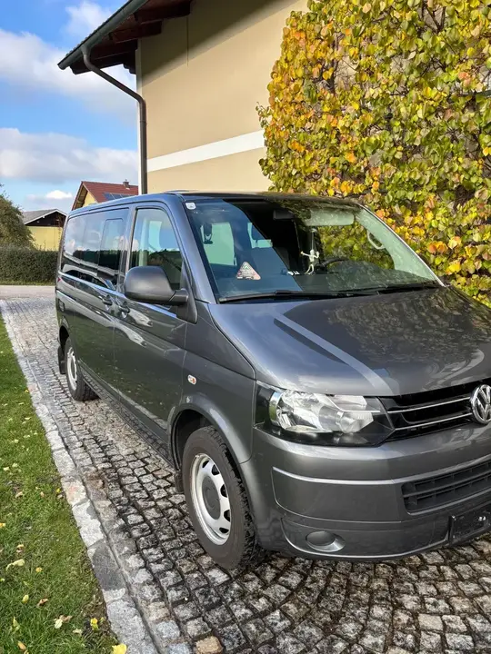 Volkswagen T5 Multivan 2014 photo 2