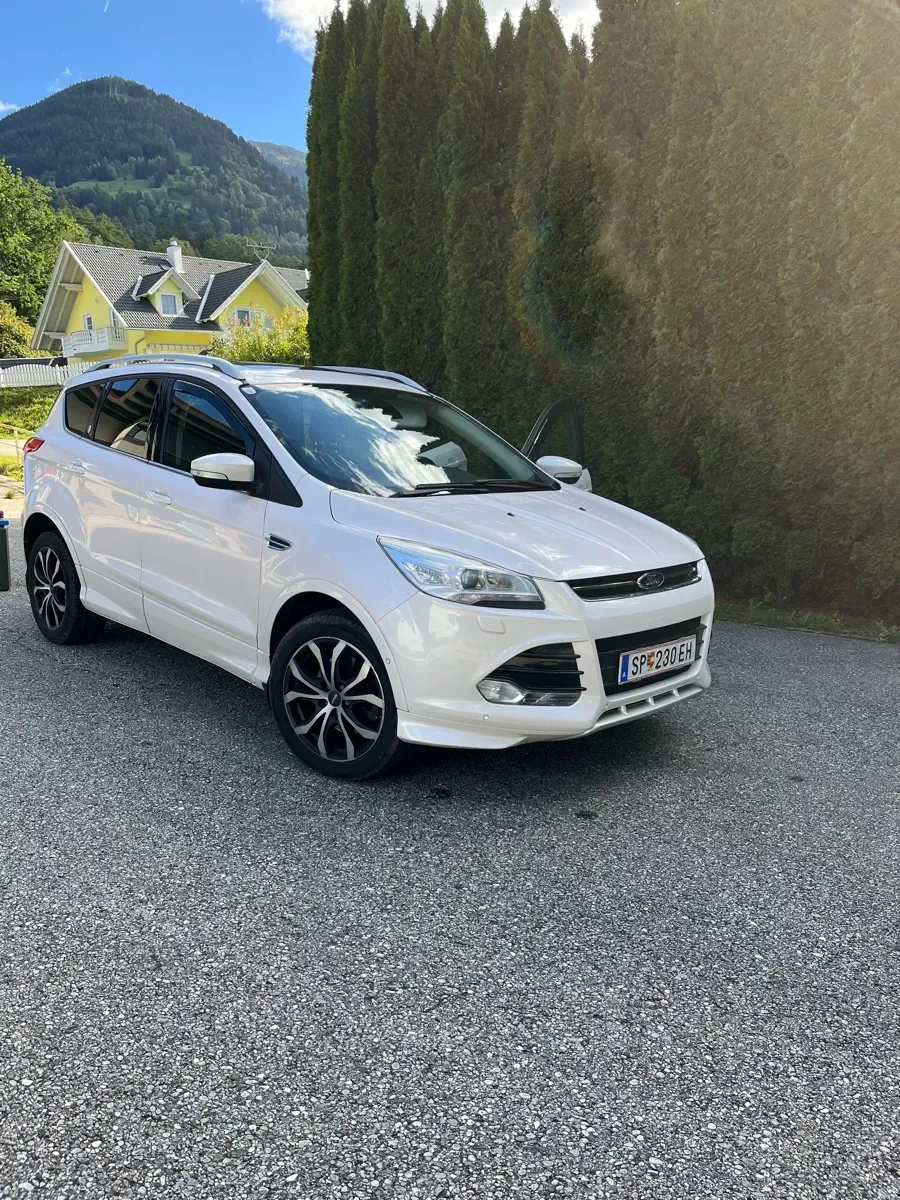 Ford Kuga 2014 photo 2