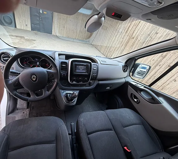 Renault Trafic 2020 photo 4