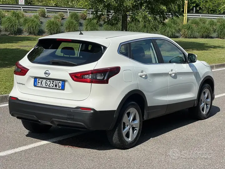Nissan Qashqai 2018 photo 4