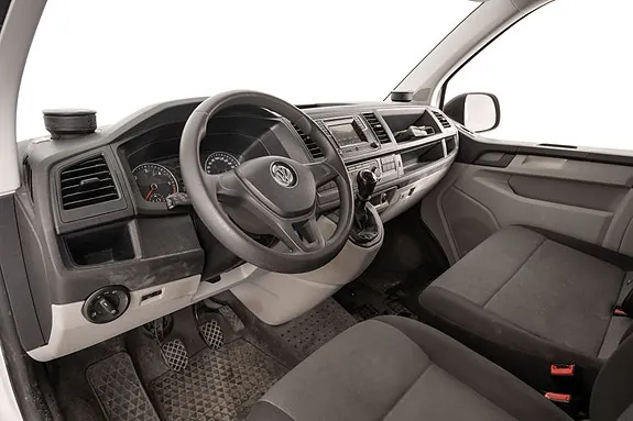 Volkswagen Transporter 2018 photo 5