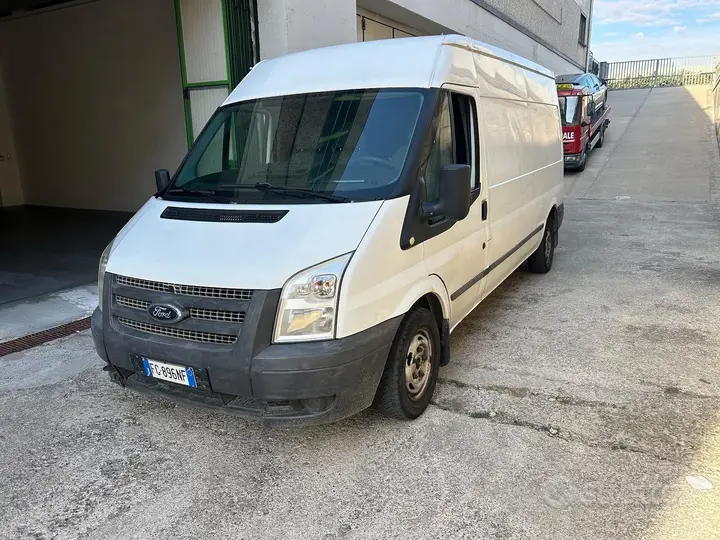 Ford Transit 2013 photo 2