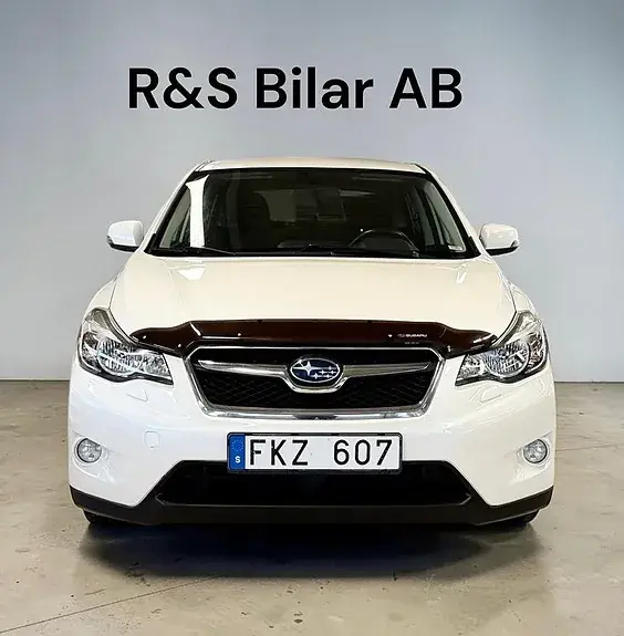 Subaru Xv 2013 photo 2